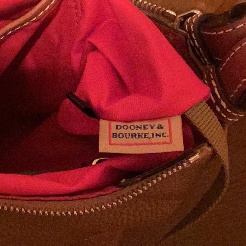 Dooney & Bourke Large Leather Shoulder Bag - Picture 10 of 11